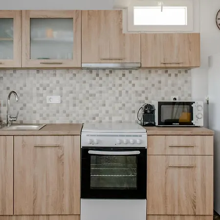 Διαμέρισμα Harmony 1 *